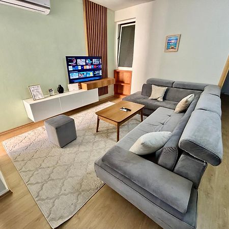 Edi'S Apartament Τίρανα Εξωτερικό φωτογραφία