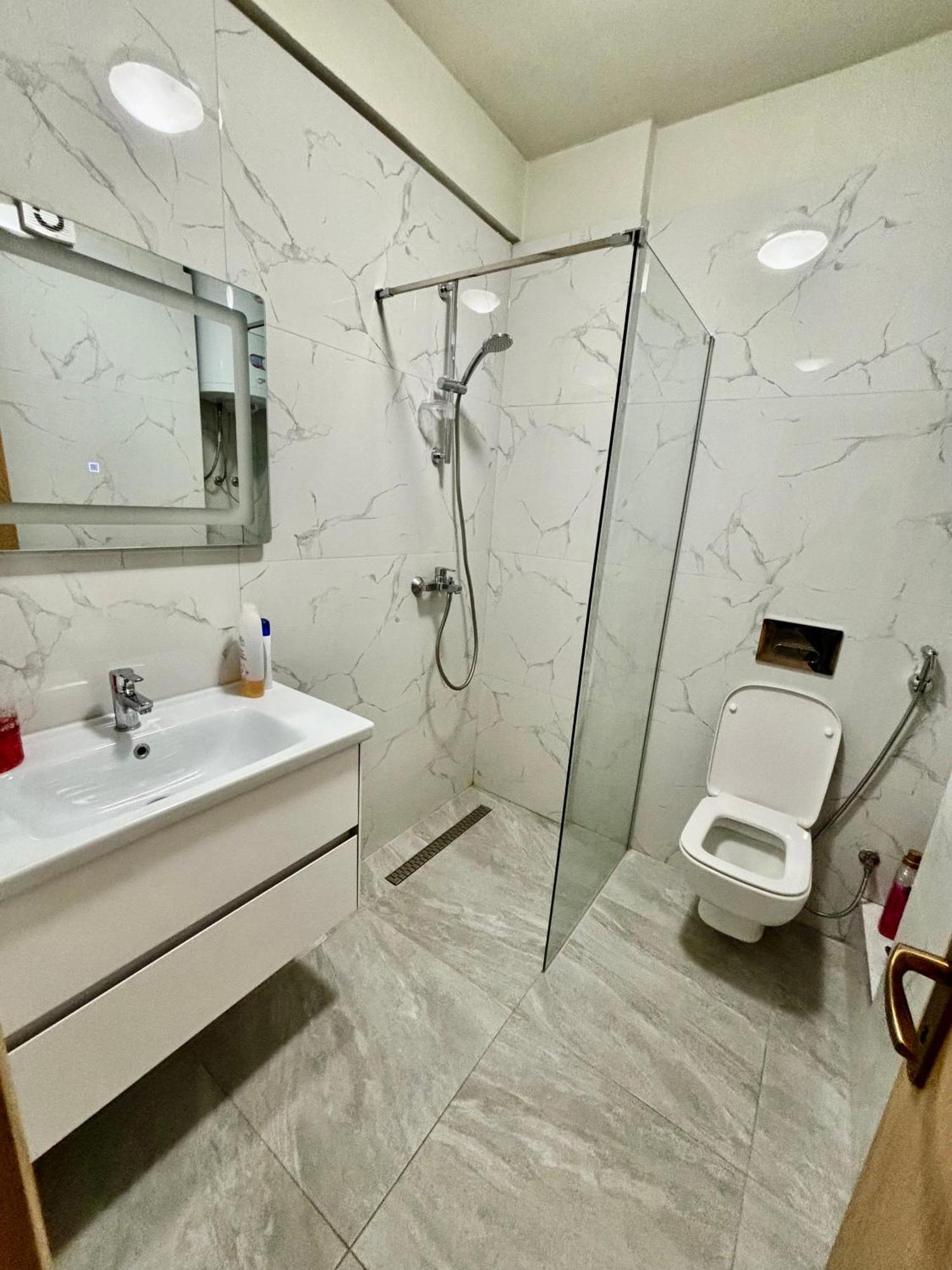 Edi'S Apartament Τίρανα Εξωτερικό φωτογραφία