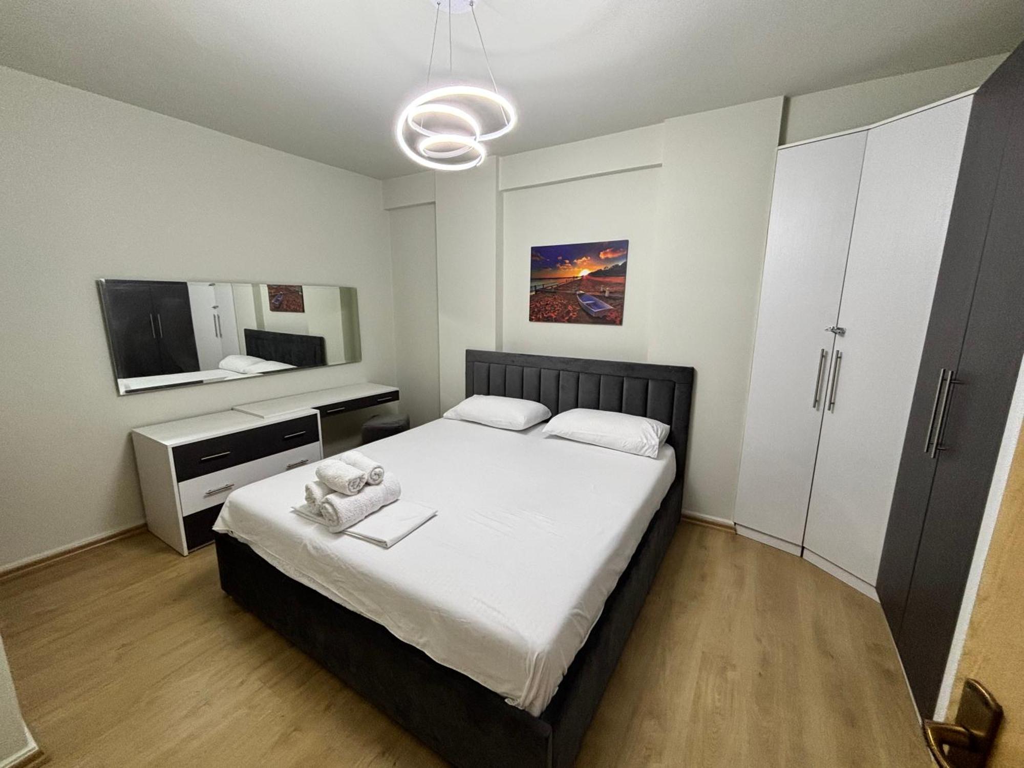 Edi'S Apartament Τίρανα Εξωτερικό φωτογραφία