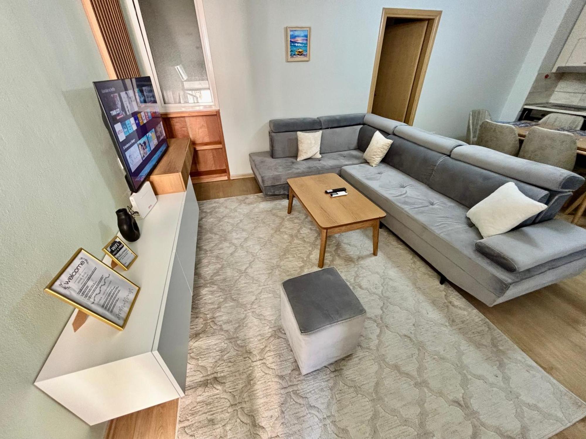 Edi'S Apartament Τίρανα Εξωτερικό φωτογραφία