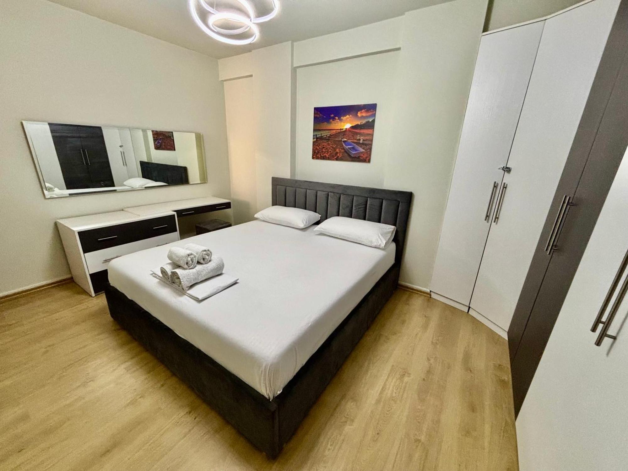Edi'S Apartament Τίρανα Εξωτερικό φωτογραφία