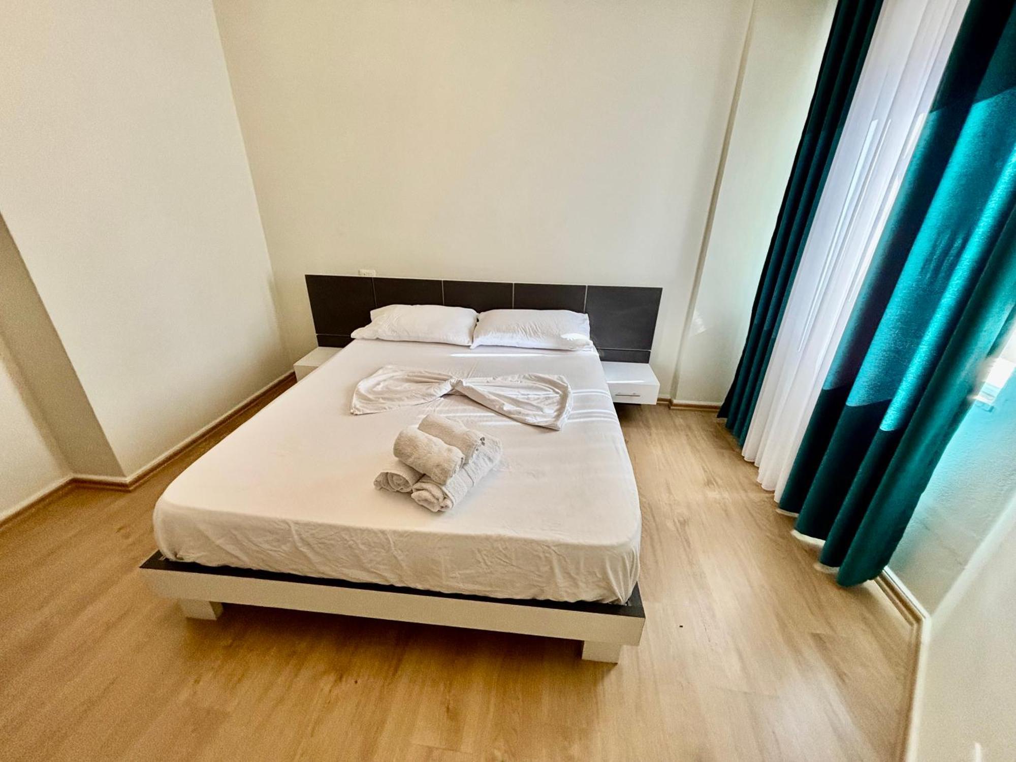 Edi'S Apartament Τίρανα Εξωτερικό φωτογραφία