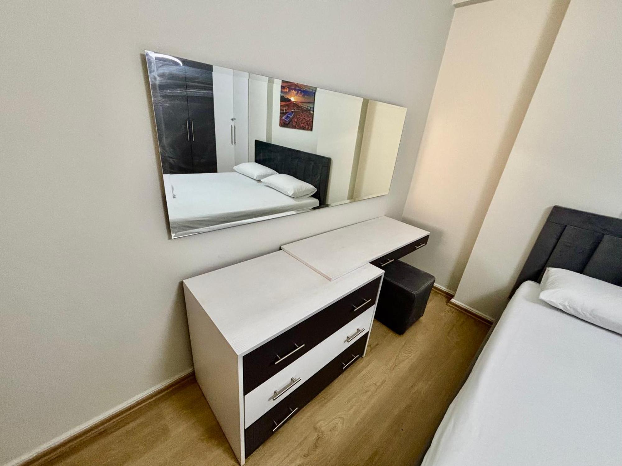 Edi'S Apartament Τίρανα Εξωτερικό φωτογραφία